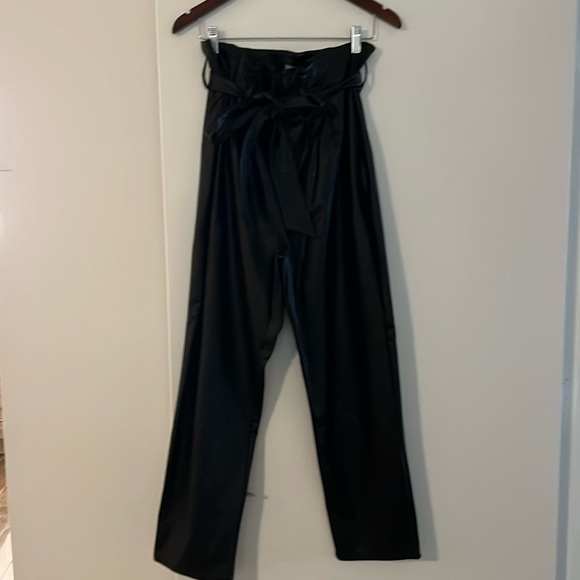 Commando Faux Leather Paperbag Pants Black Ankle Length Size Large - Picture 2 of 7